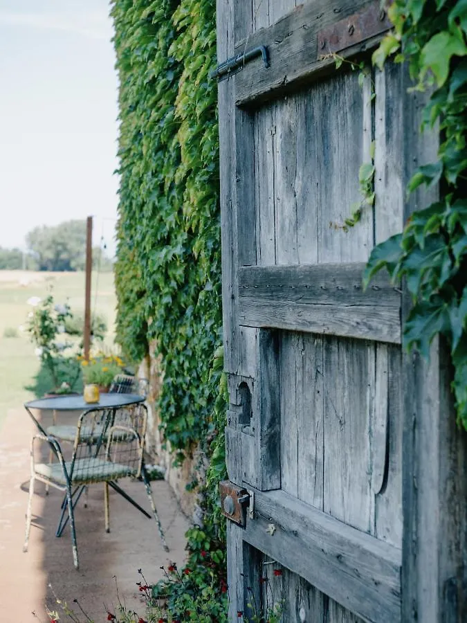 Can Serra 1786 Llagostera Farm stay