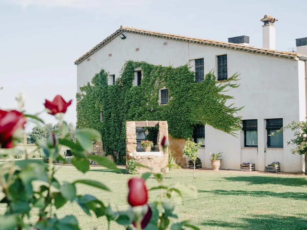 Farm stay Can Serra 1786 Llagostera