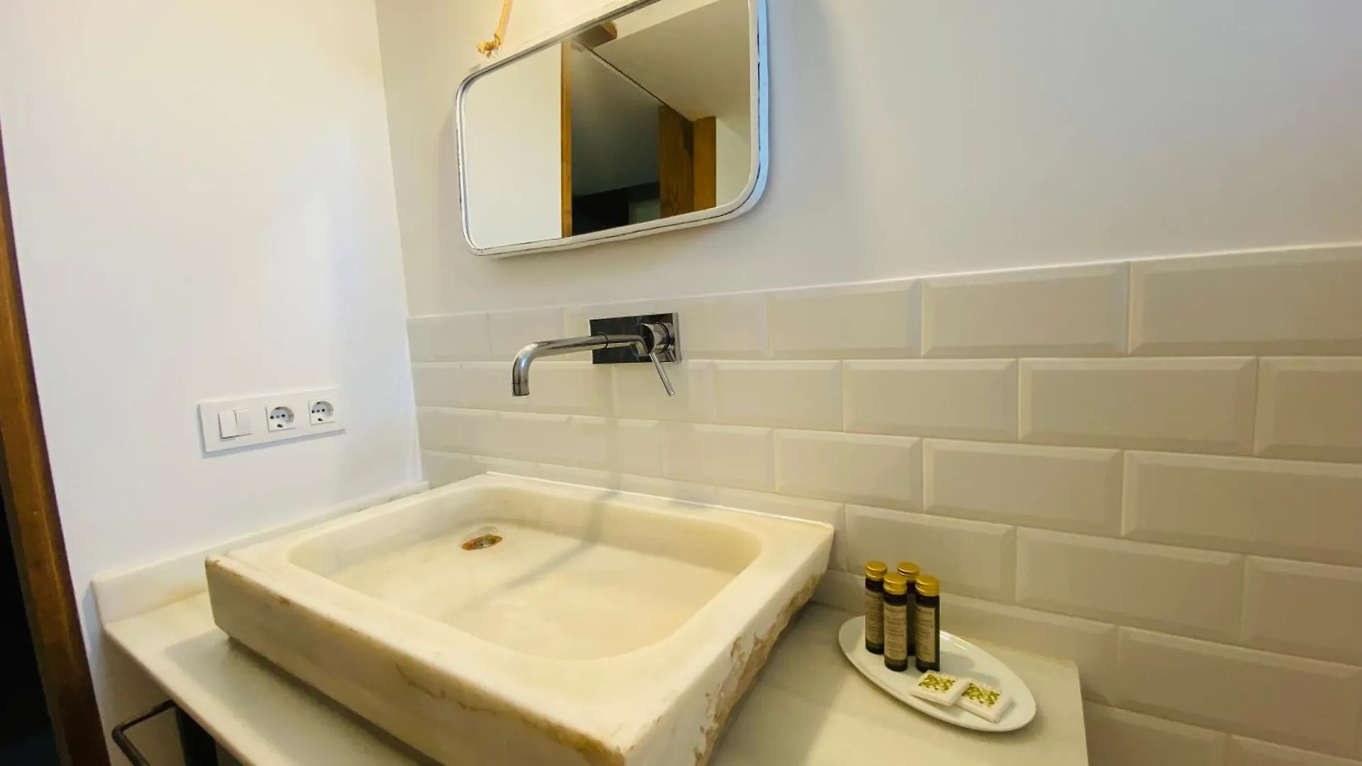 Farm stay Can Serra 1786 Llagostera Spain